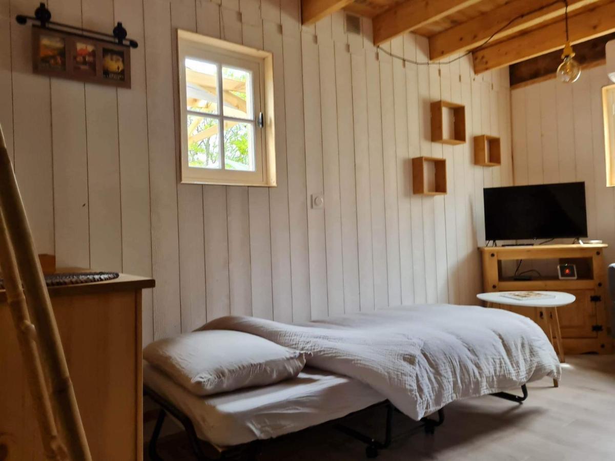 Le Domaine De La Claire Fontaine Gites -Chambres D'Hotes Montvalent Экстерьер фото